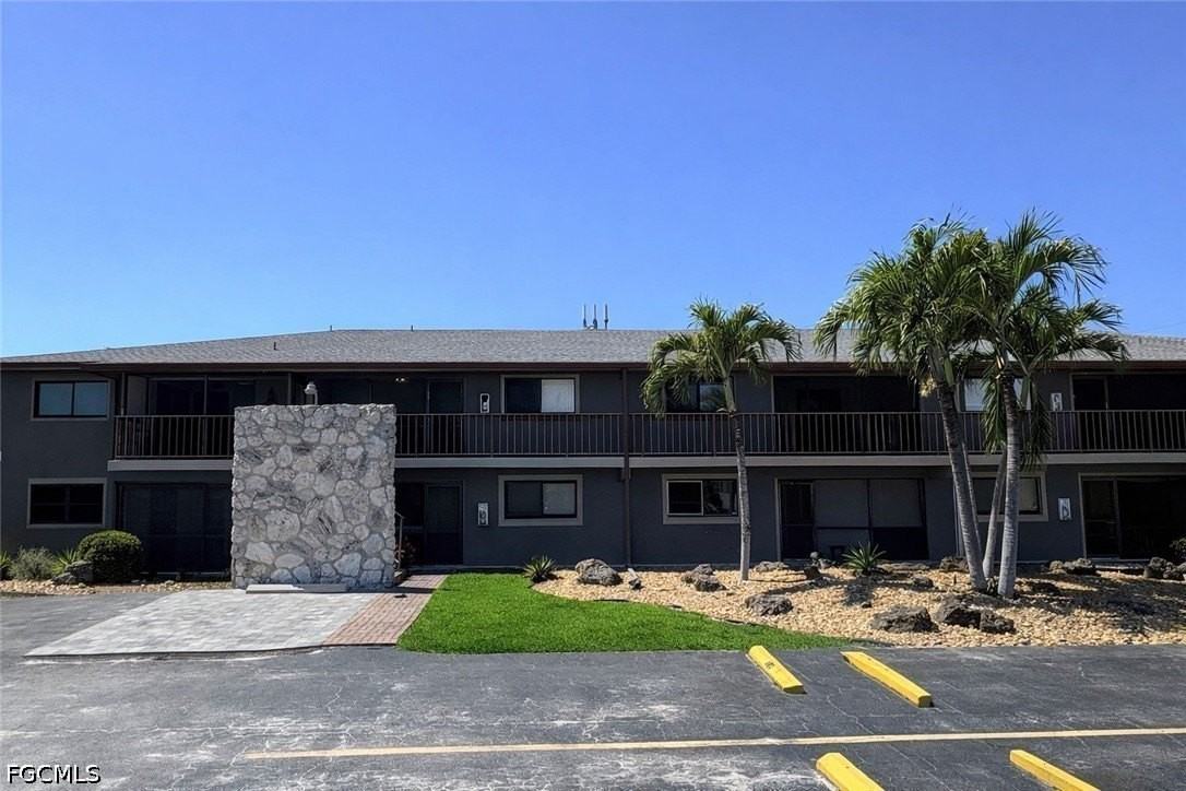 2510 Se 16th Pl Apt 203 - Photo 2 of 28