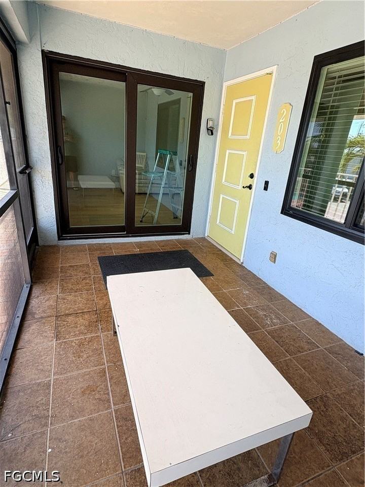 2510 Se 16th Pl Apt 203 - Photo 3 of 28