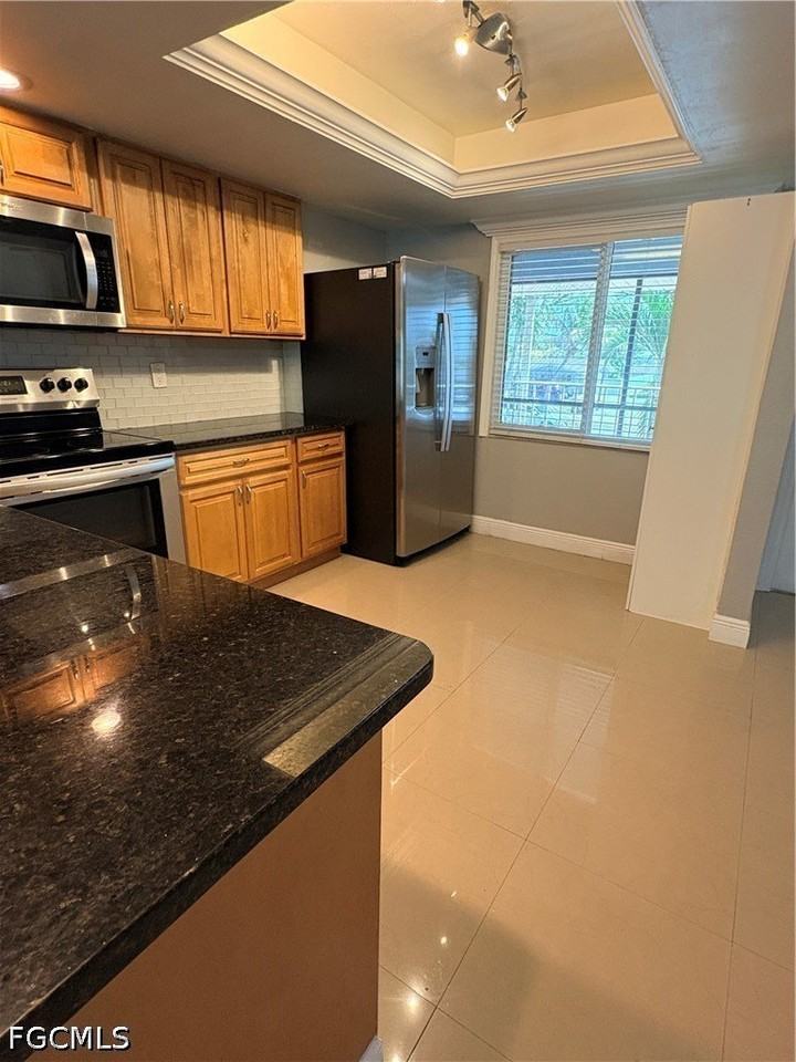 2510 Se 16th Pl Apt 203 - Photo 7 of 28