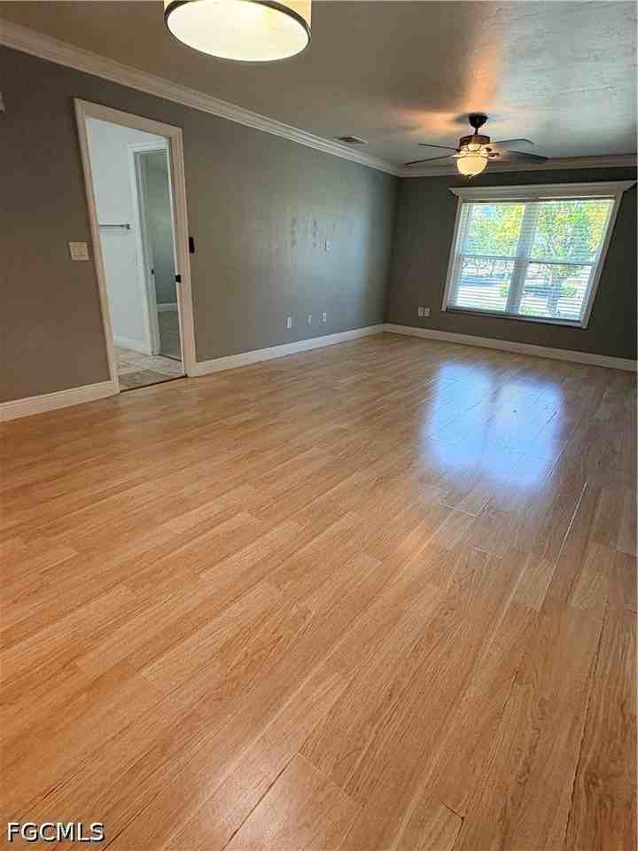 2510 Se 16th Pl #203 - Photo 7 of 27