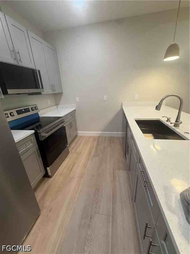 101 Pennfield St - Photo 5 of 18