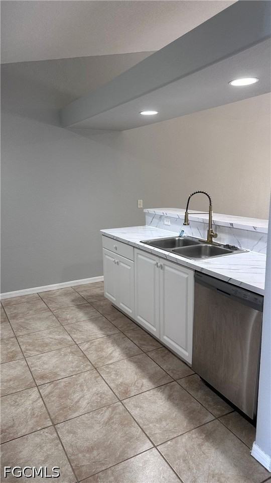 213 Se 24th Ave - Photo 4 of 7