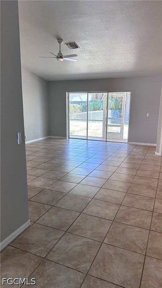 213 Se 24th Ave - Photo 5 of 7