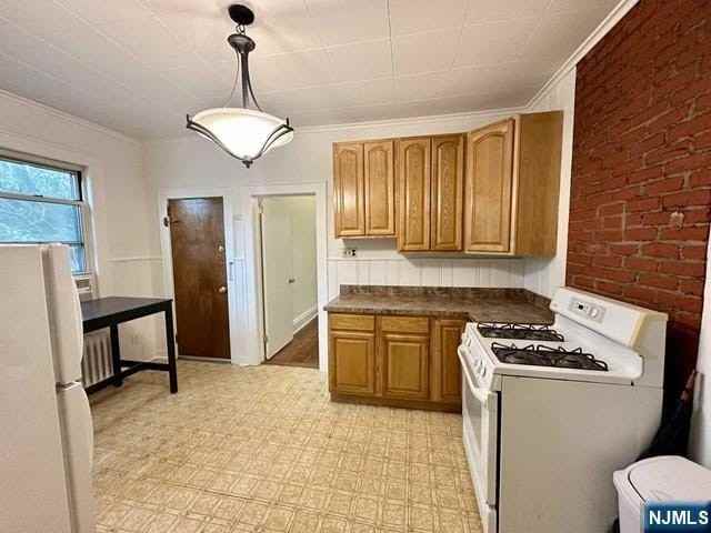 46 Swaine Pl - Photo 4 of 13