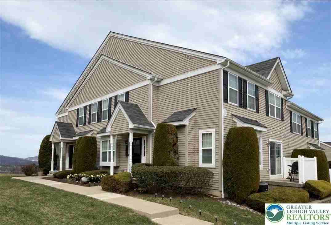 4127 Bunker Hill Dr S - Photo 3 of 22