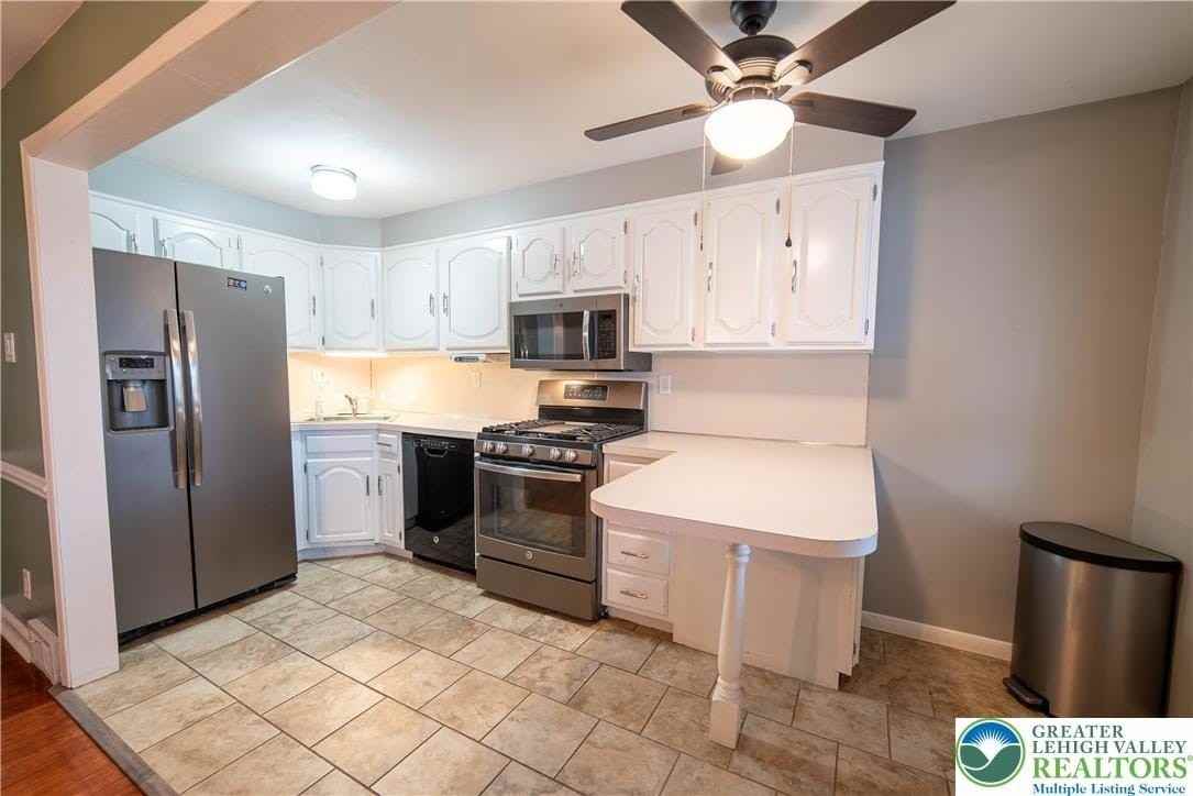 2074 Baker Dr - Photo 7 of 21