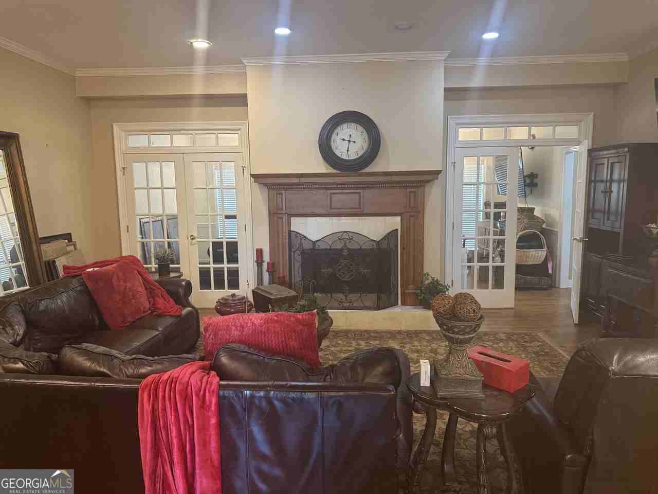 421 Creekside Dr - Photo 5 of 15