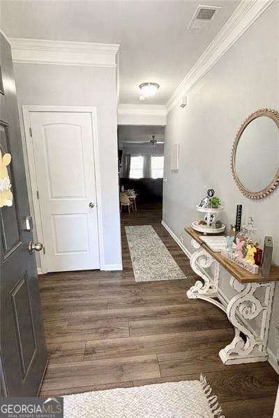 39 Crescent Chase - Photo 2 of 14