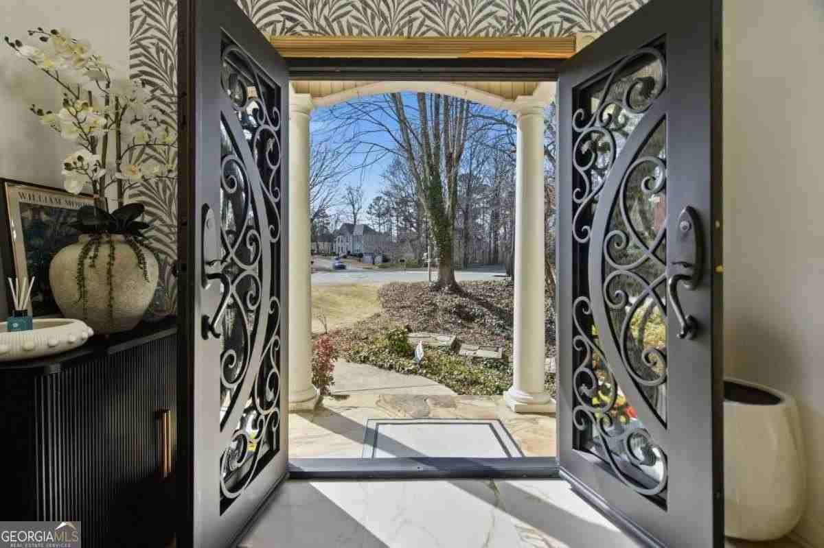 3644 Springwell Ct - Photo 4 of 50