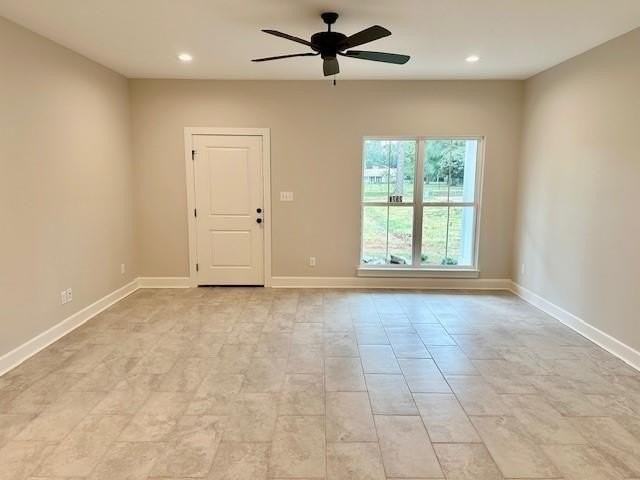 2978 Newman Rd - Photo 4 of 10