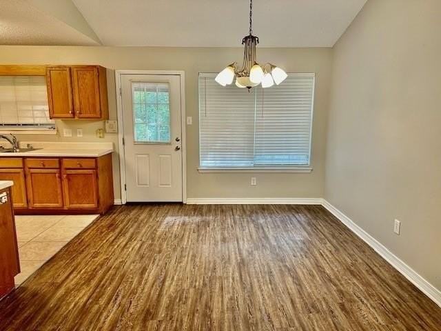 725 Copperfield Dr E - Photo 4 of 10