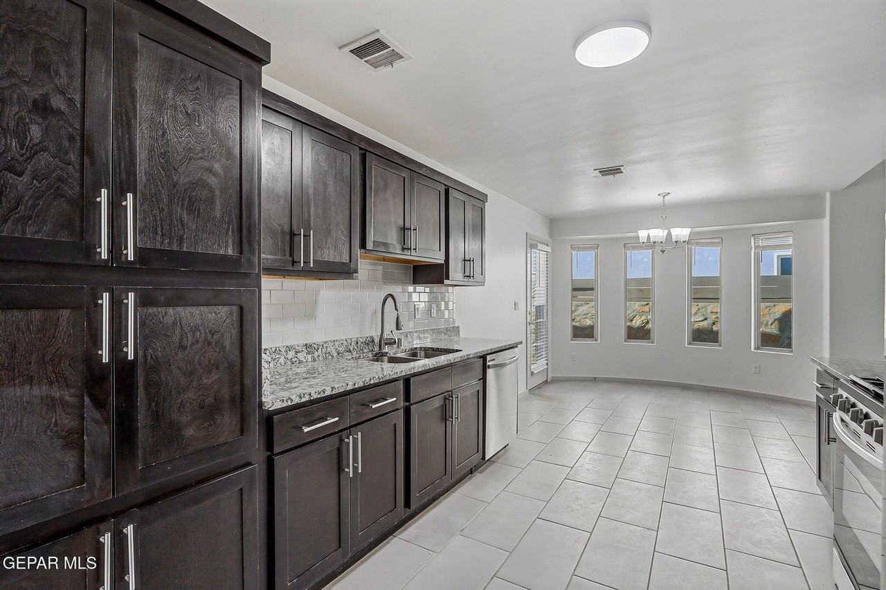 1173 Summer Rain St - Photo 6 of 18