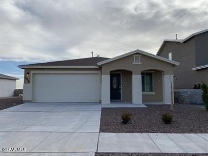 12956 Runway Ave - Photo 2 of 23