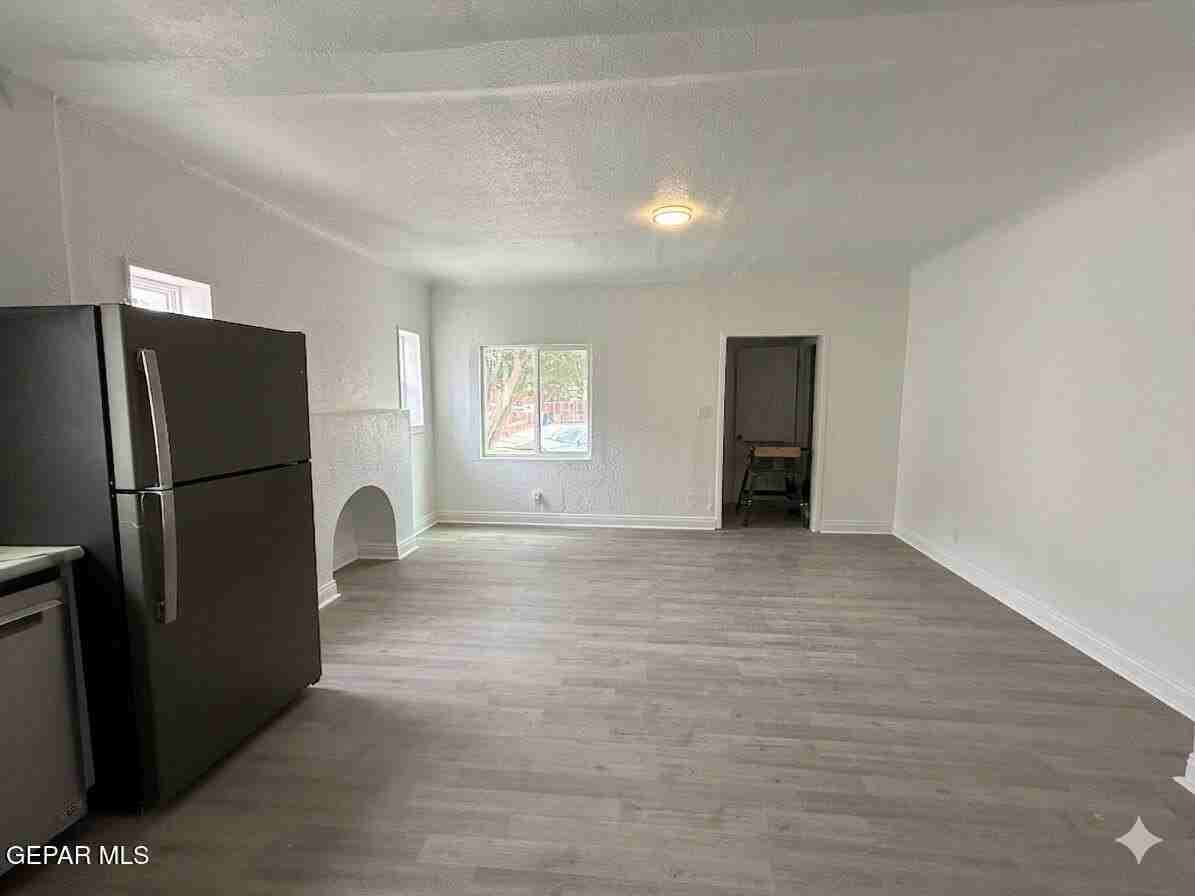 2807 Grant Ave Unit A - Photo 5 of 11