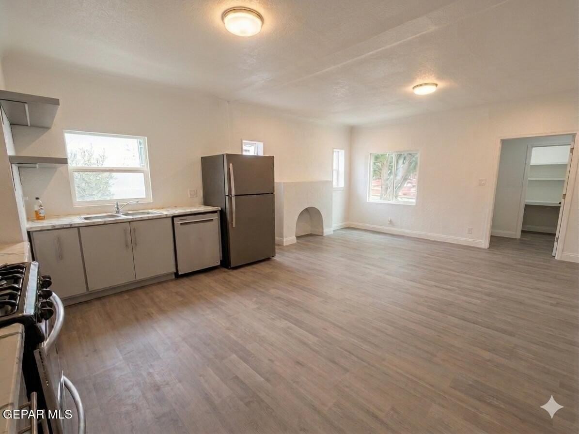 2807 Grant Ave Unit A - Photo 6 of 11