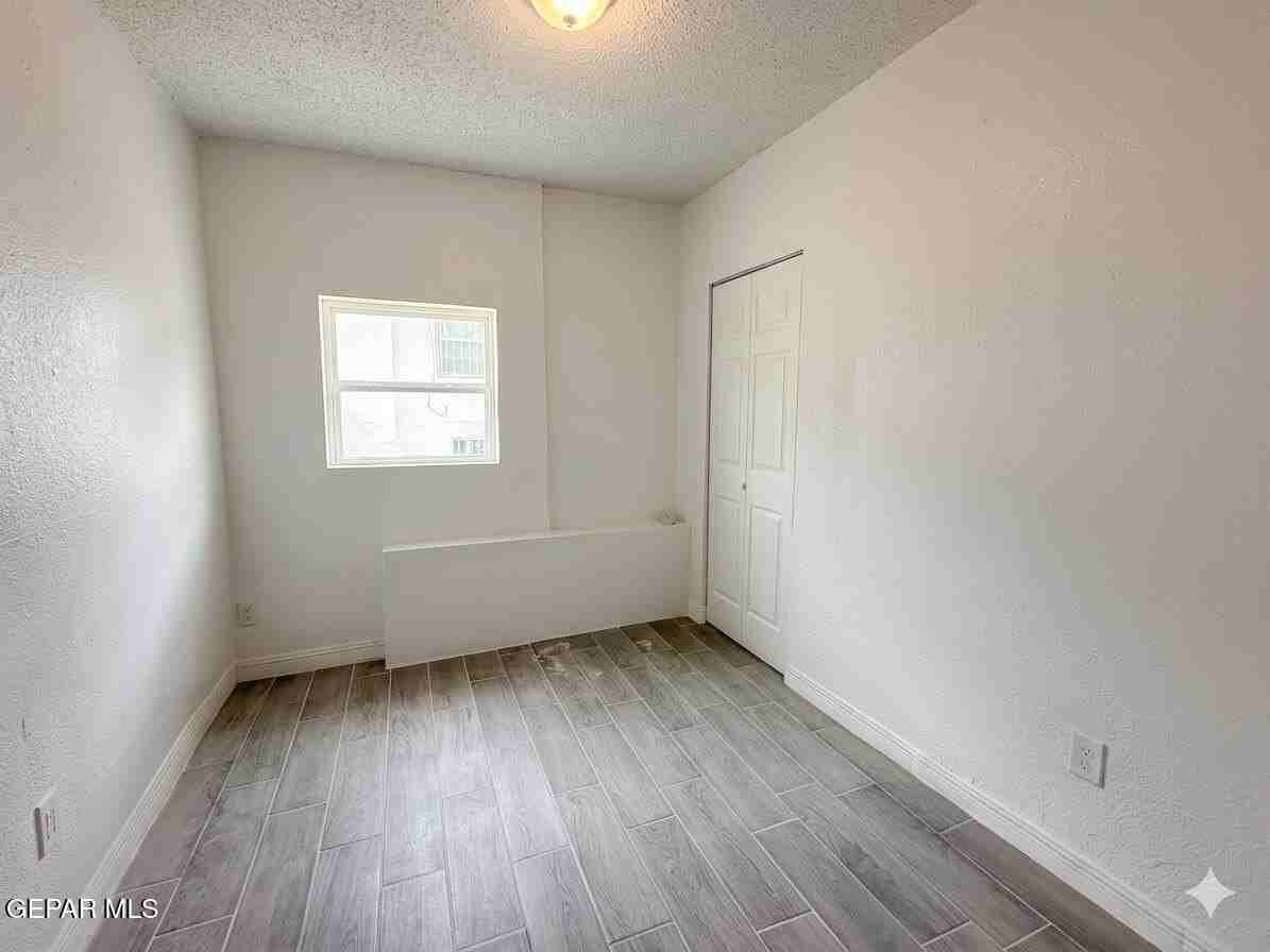 2807 Grant Ave Unit A - Photo 7 of 11