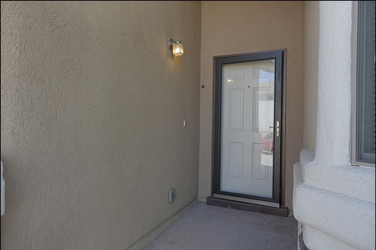 14676 Oldenberg Ct - Photo 7 of 46