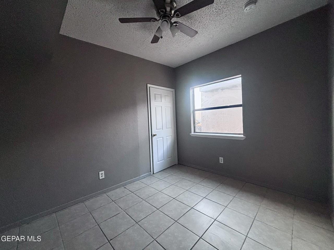 7952 San Jose Rd Unit B - Photo 6 of 10