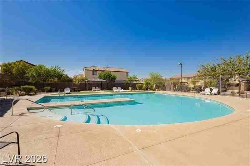 5537 Ayers Cliff St - Photo 2 of 26