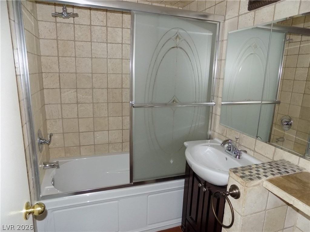 300 Magnolia Arbor St - Photo 6 of 8