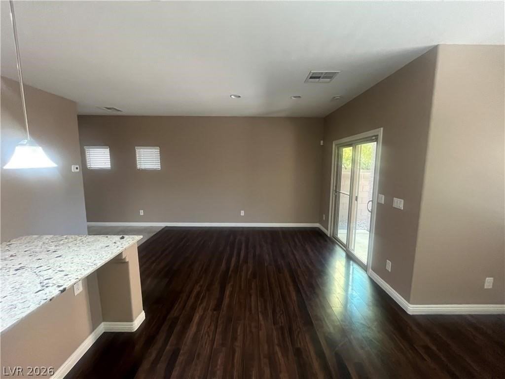 8461 Blacktip Ave - Photo 4 of 31