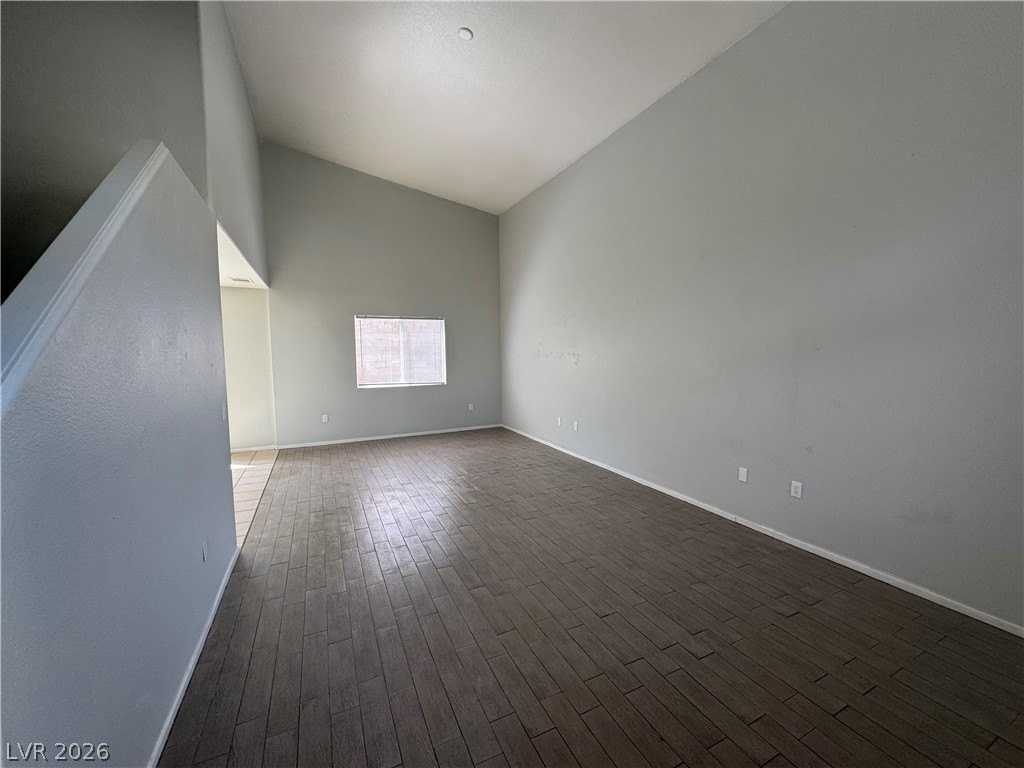 5273 Panguitch Dr - Photo 2 of 33