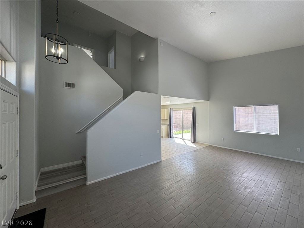 5273 Panguitch Dr - Photo 4 of 33