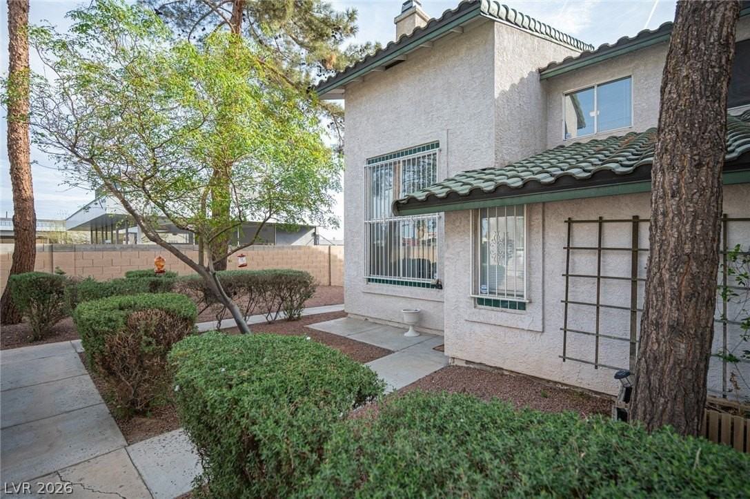 2430 Old Forge Ln #106 - Photo 4 of 42