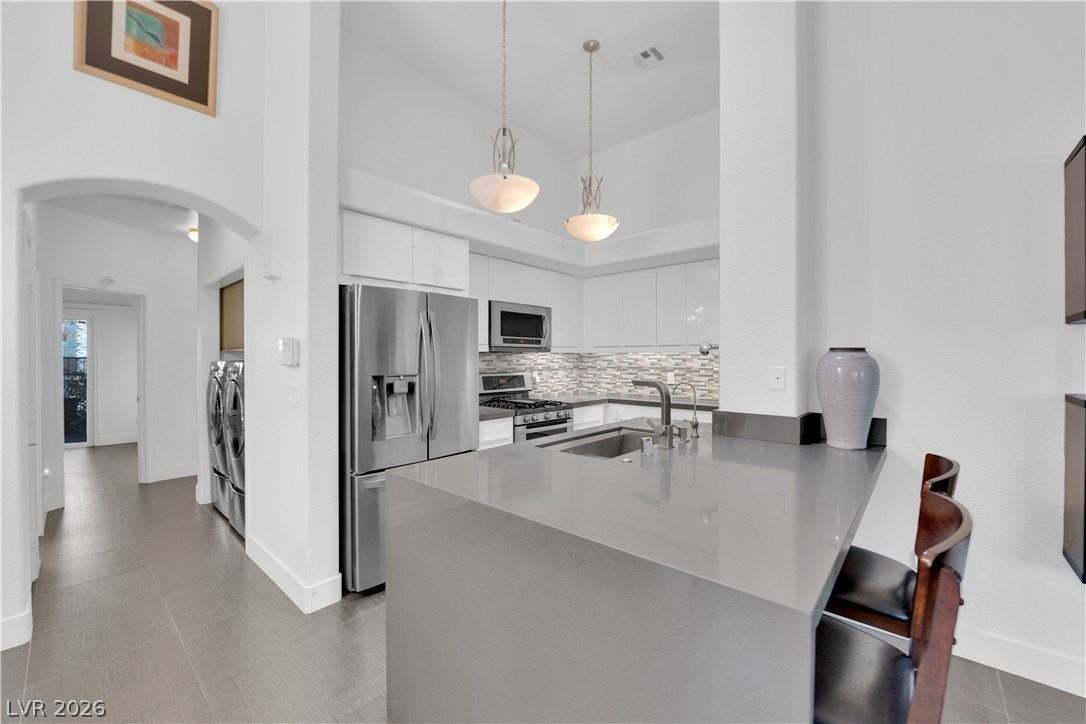 5916 Sunlight Garden Way - Photo 6 of 25