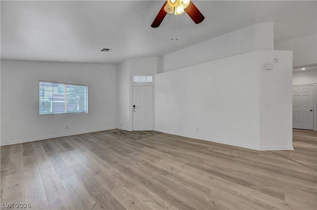 7213 Elite Ct - Photo 7 of 49