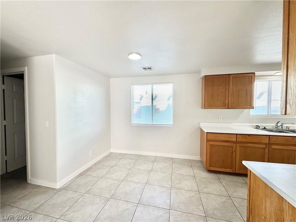 1835 E Calvada Blvd #1 - Photo 5 of 13