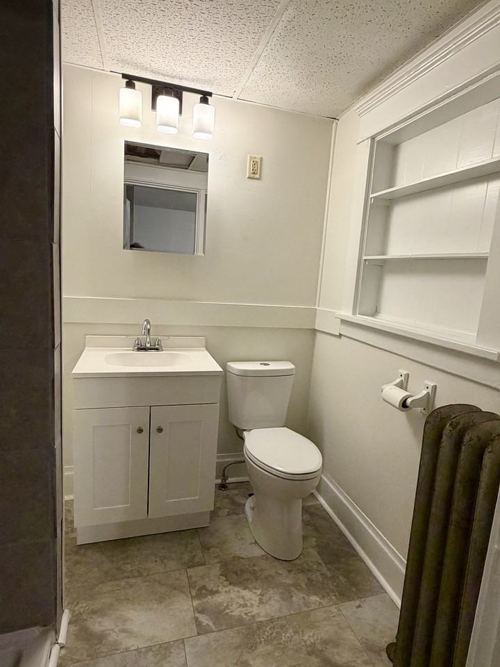 120 N 4th St #120A - Photo 3 of 12