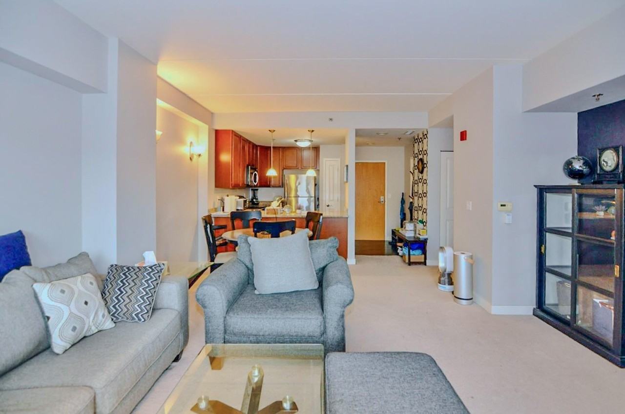 111 N Ashley St #305 - Photo 7 of 37