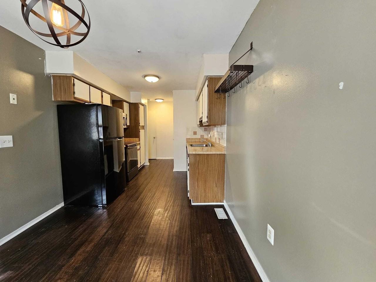 2011 Vine Way Dr Apt 66 - Photo 7 of 23