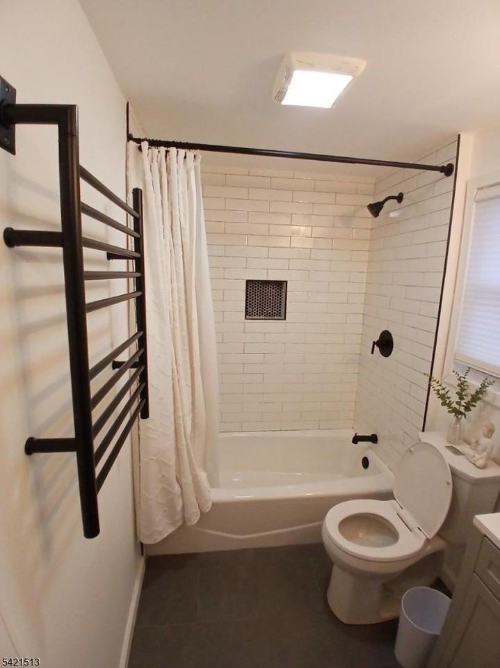 17 Thomas St #2 - Photo 5 of 17