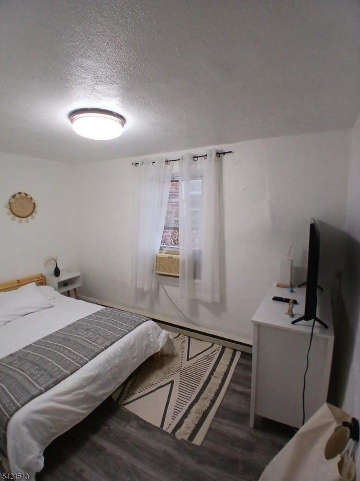 17 Thomas St #2 - Photo 7 of 17