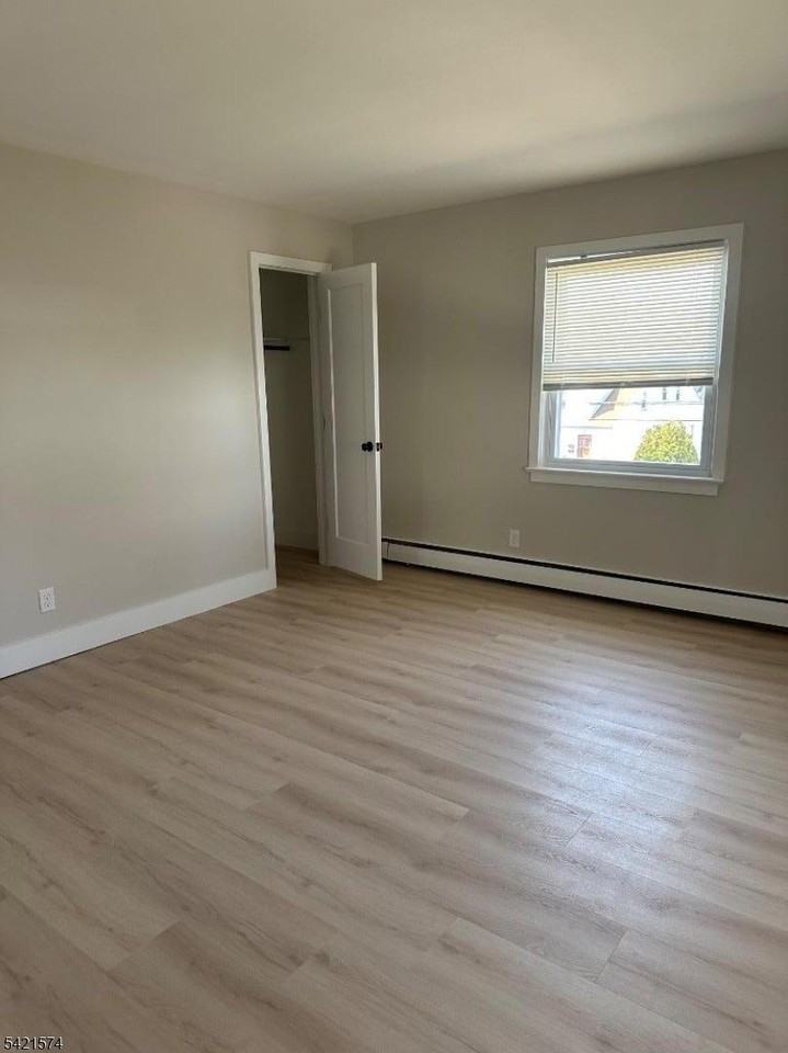 78 Burnett Ave #80B - Photo 6 of 6