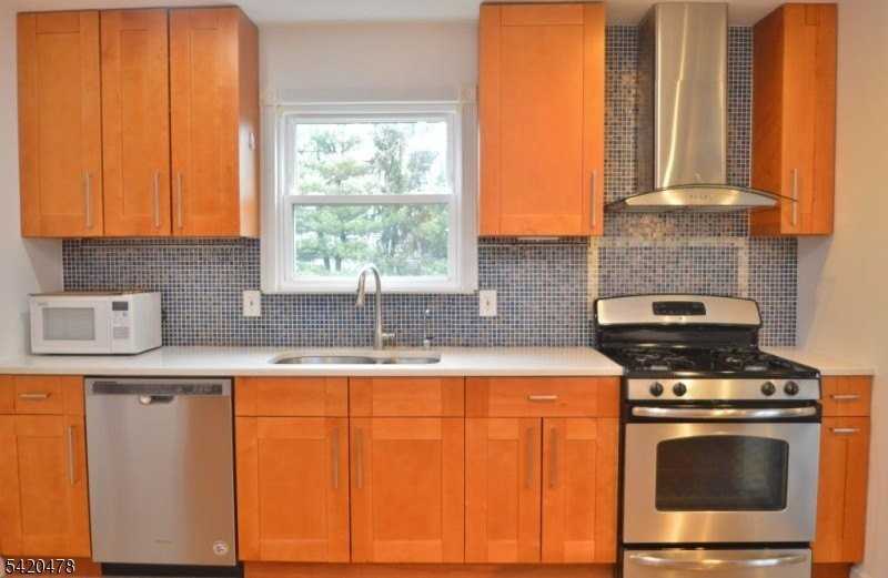 28 Joseph Dr - Photo 5 of 14