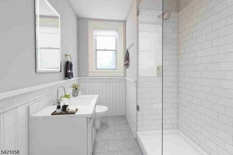 10 Lincoln St - Photo 6 of 28