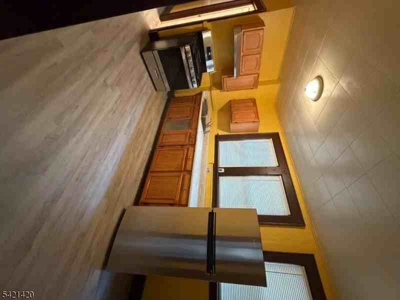 99 Cedar Ave - Photo 7 of 16