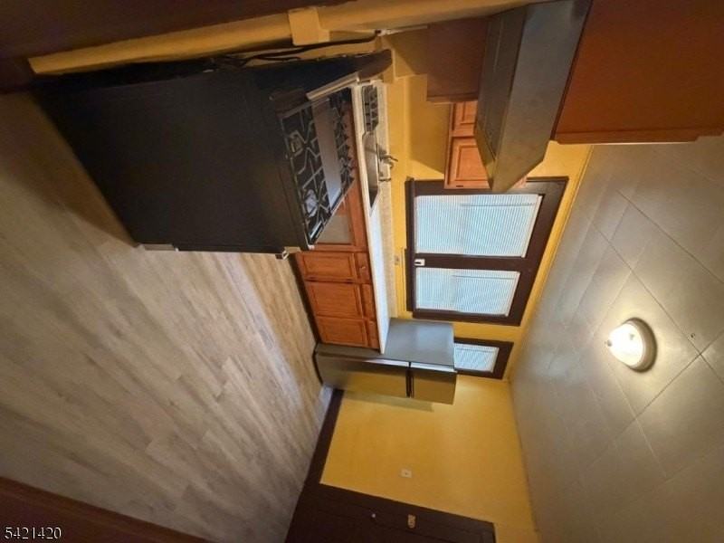 99 Cedar Ave - Photo 7 of 14