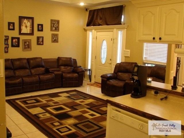 1610 Sun Crest Dr - Photo 5 of 12