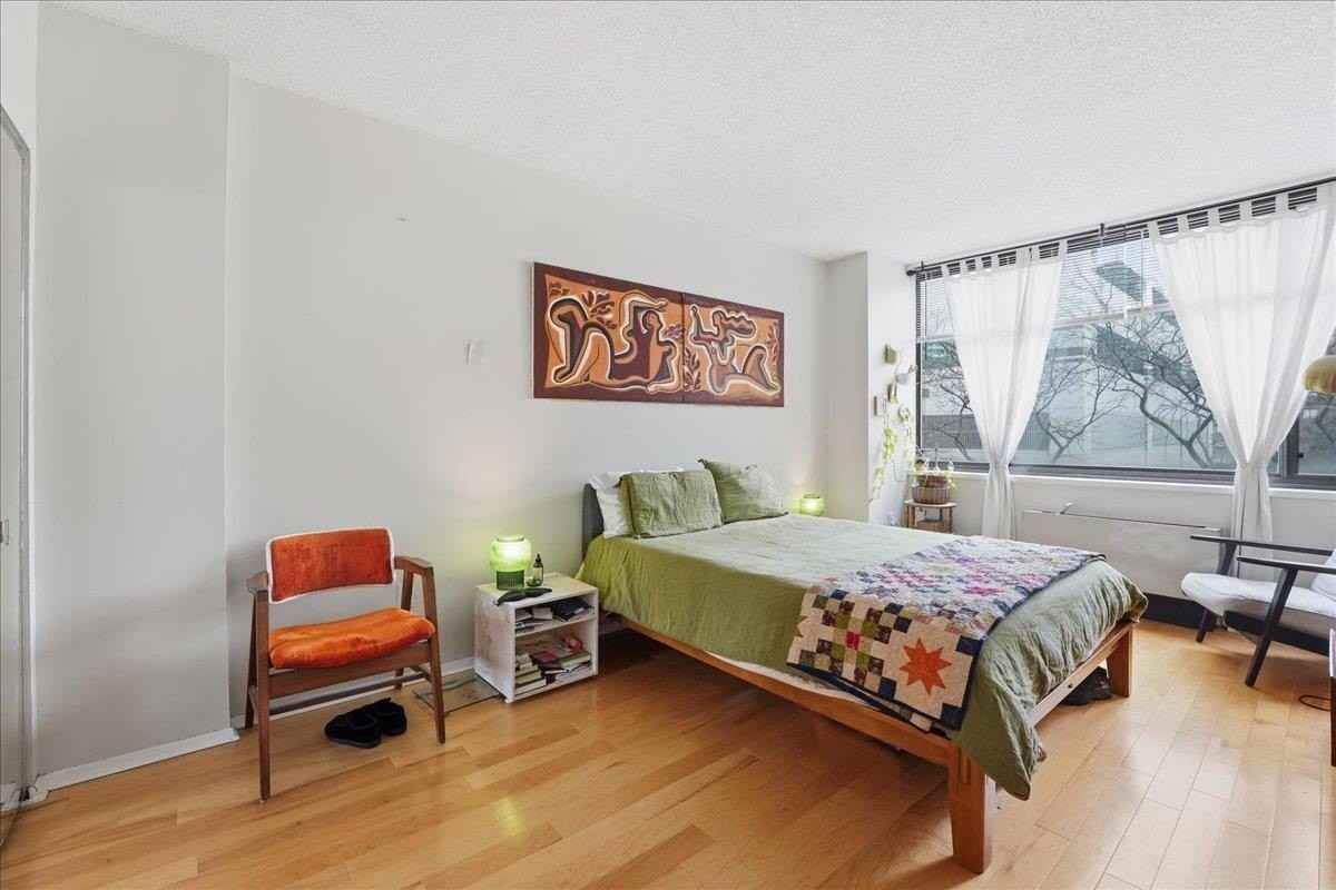 45 River Dr S #311 - Photo 7 of 19