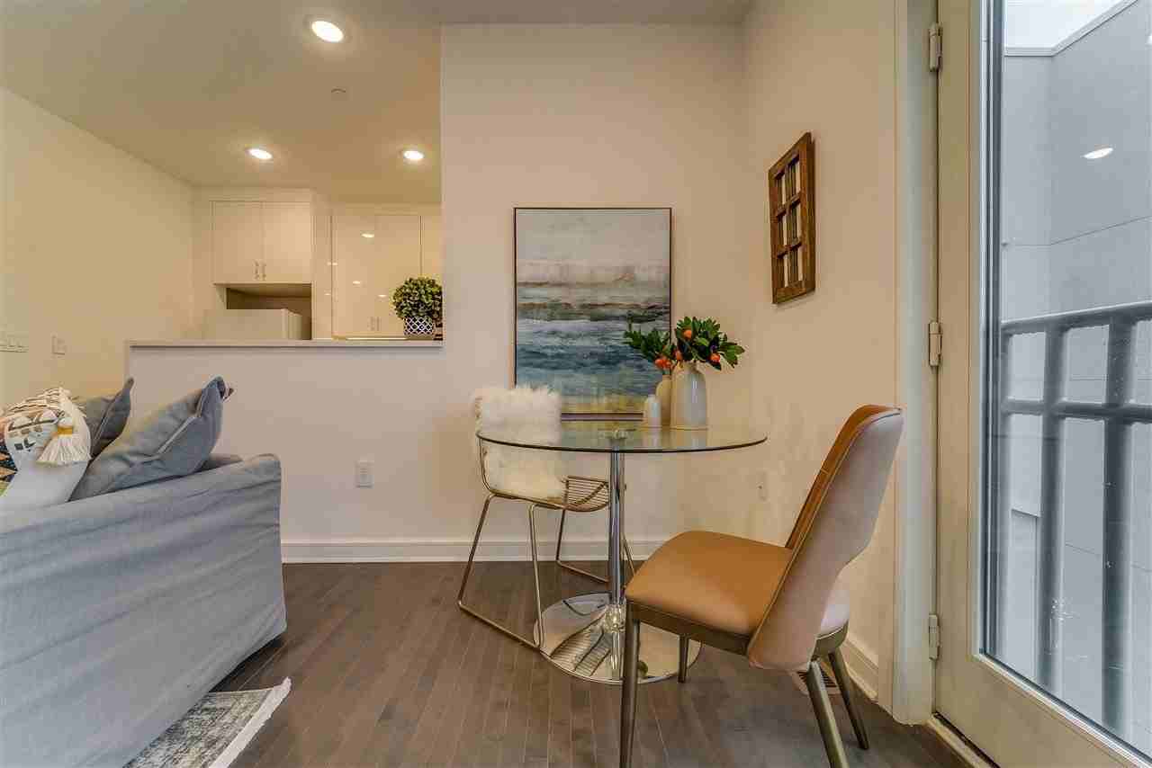 972 Summit Ave #408 - Photo 5 of 29