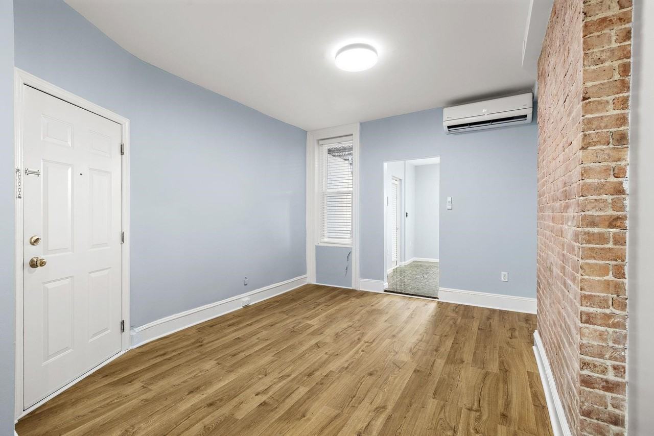 322 Washington St #6 - Photo 6 of 20