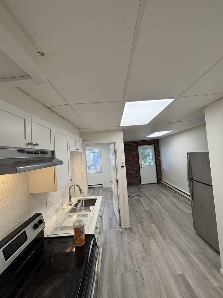 80 E 24th St #2 - Photo 2 of 13