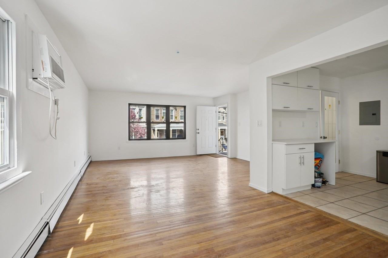 342 Ogden Ave #1 - Photo 5 of 30