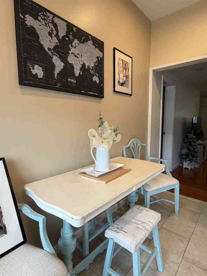 72 Reservoir Ave #2 - Photo 4 of 17