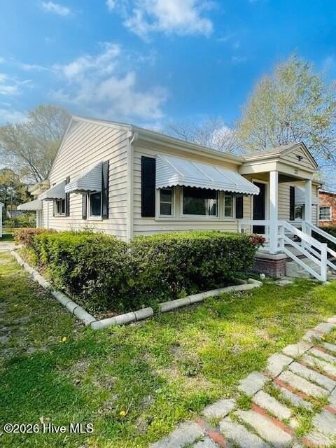 227 Kenneth Blvd - Photo 4 of 26