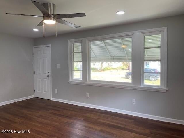 227 Kenneth Blvd - Photo 5 of 26